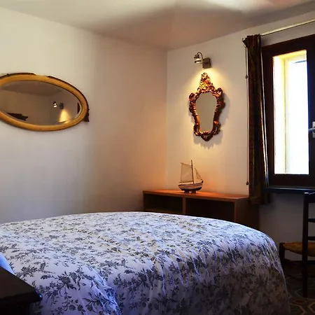 Menton Apartment *